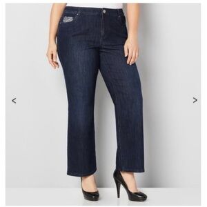 New Women's 20W Avenue stretch bootcut jeans 20 Petite Rhinestone Embellishment
